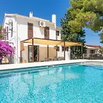 Casa vacanze Seaside Family Friendly House With A Swimming Pool Arbanija, Ciovo - 24430 *