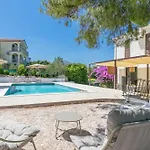 Seaside Family Friendly House With A Swimming Pool Arbanija, Ciovo - 24430 Casa vacanze *