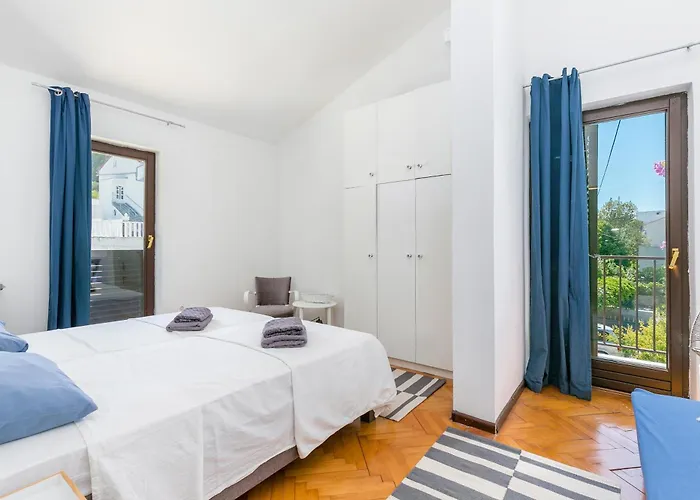 Seaside Family Friendly House With A Swimming Pool Arbanija, Ciovo - 24430 Ferienhaus Trogir