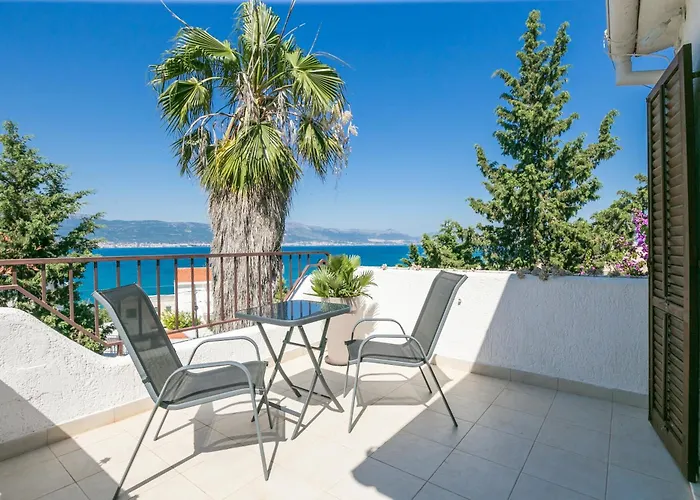 Seaside Family Friendly House With A Swimming Pool Arbanija, Ciovo - 24430 Trogir