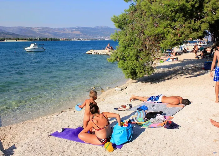 Seaside Family Friendly House With A Swimming Pool Arbanija, Ciovo - 24430 Ferienhaus
