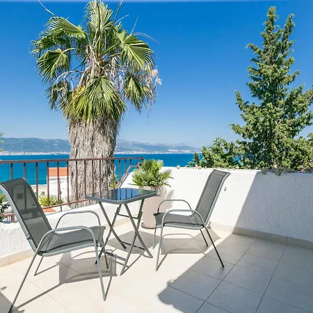 Seaside Family Friendly House With A Swimming Pool Arbanija, Ciovo - 24430 Трогир