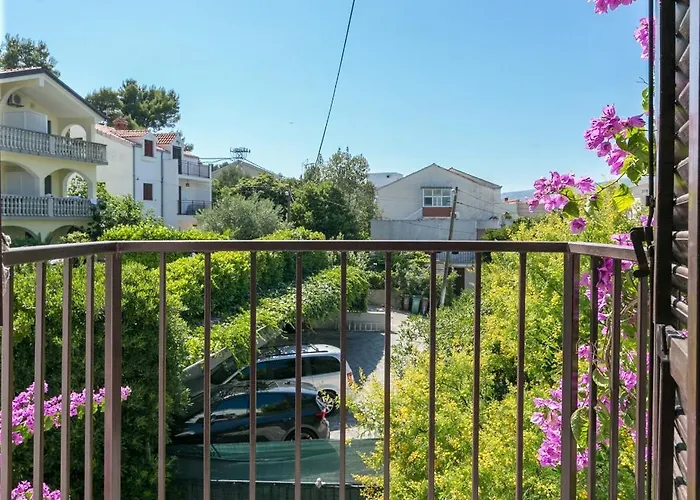 Seaside Family Friendly House With A Swimming Pool Arbanija, Ciovo - 24430 Σπίτι διακοπών *